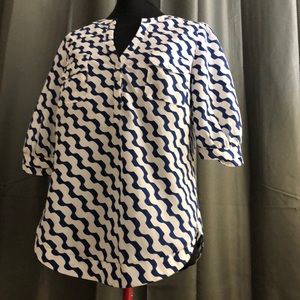 41 hawthorn blouse blue and white